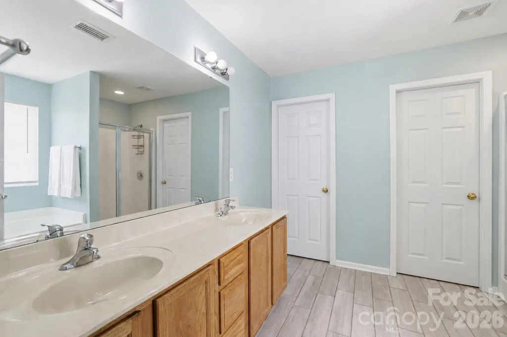 5214 Coffeeberry Lane Charlotte NC 28227