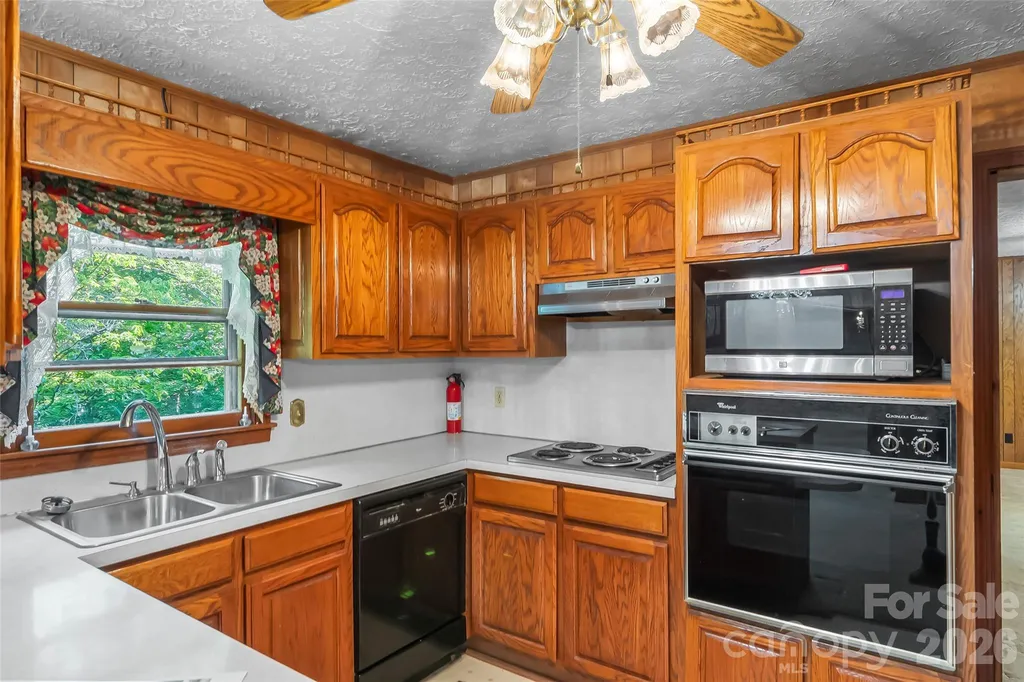 215 N Fork River Road Marion NC 28752
