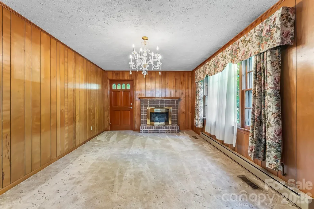 215 N Fork River Road Marion NC 28752