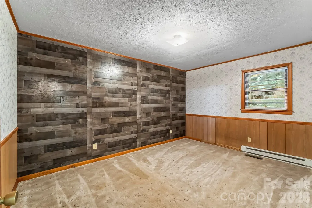 215 N Fork River Road Marion NC 28752