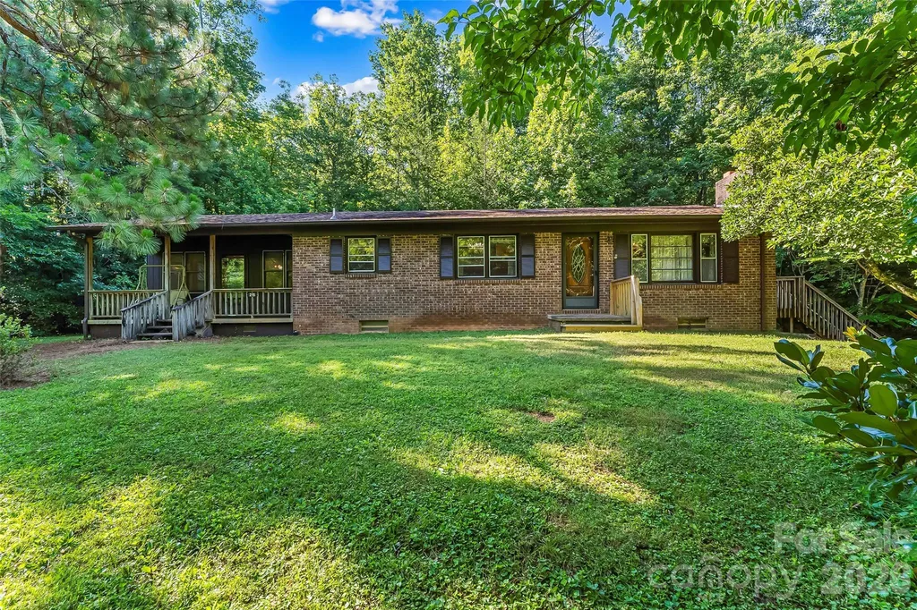 215 N Fork River Road Marion NC 28752
