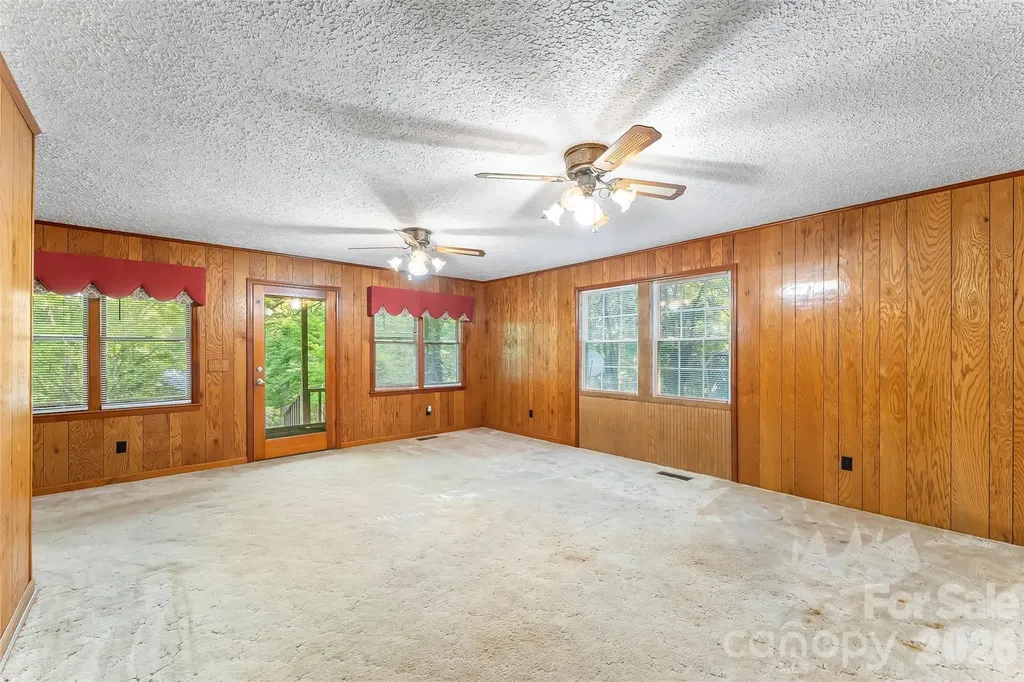 215 N Fork River Road Marion NC 28752