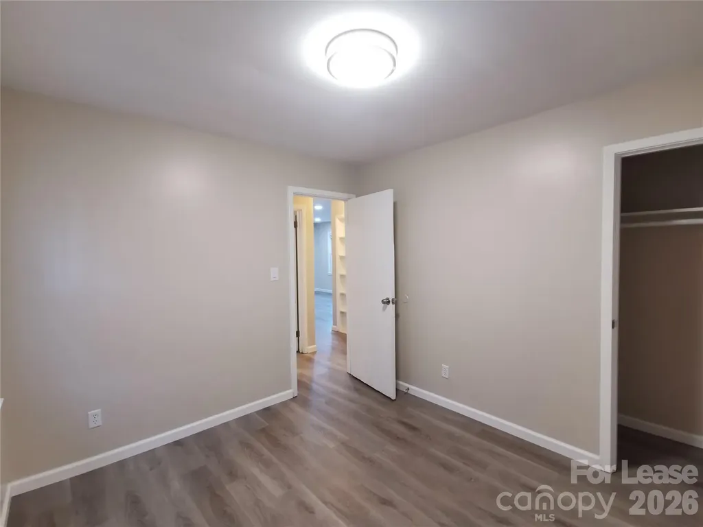 1932 Holly Street Charlotte NC 28216