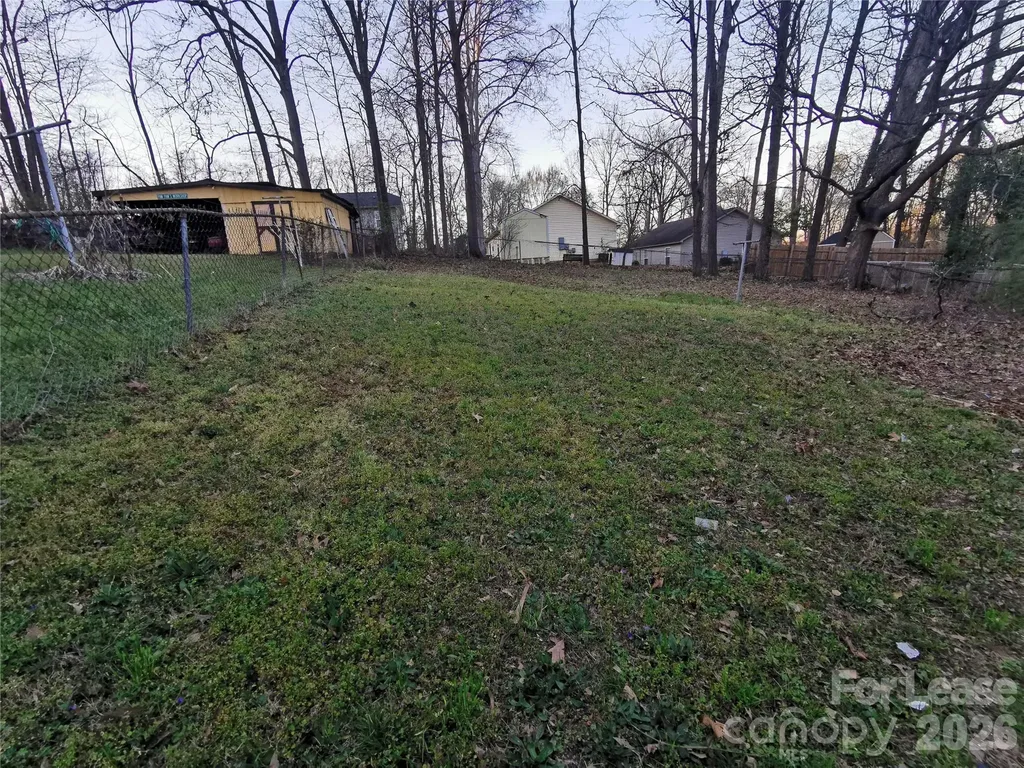1932 Holly Street Charlotte NC 28216