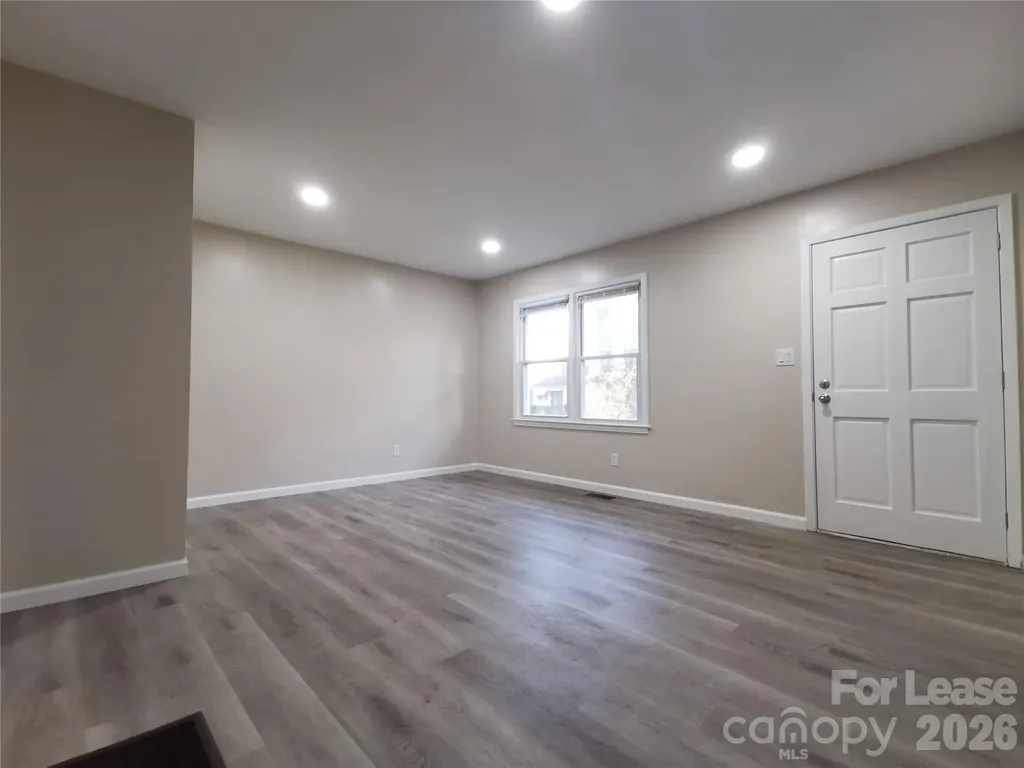1932 Holly Street Charlotte NC 28216