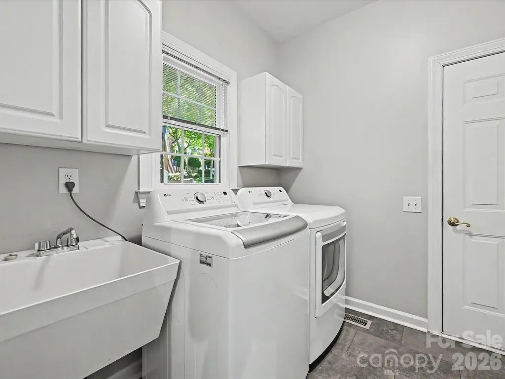 5710 Kinglet Lane Charlotte NC 28269