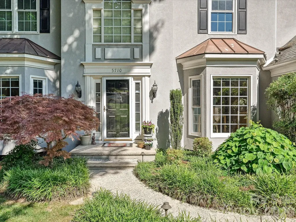 5710 Kinglet Lane Charlotte NC 28269