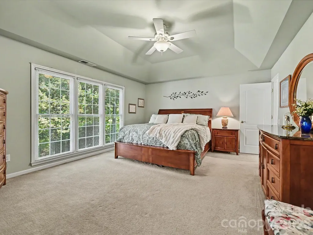 5710 Kinglet Lane Charlotte NC 28269