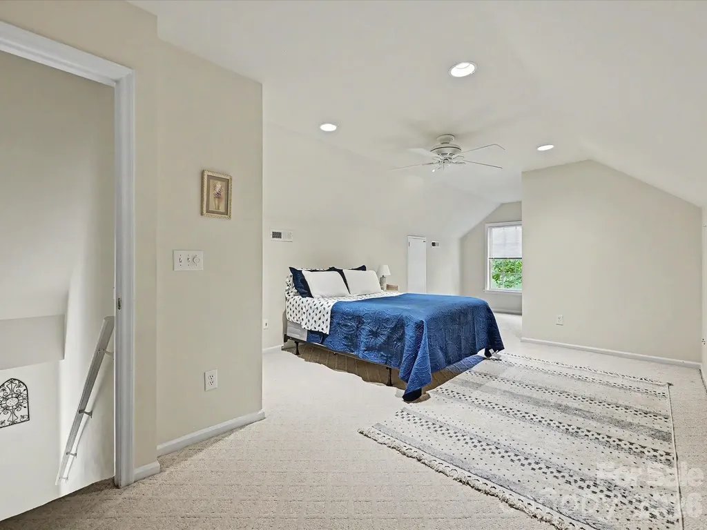 5710 Kinglet Lane Charlotte NC 28269