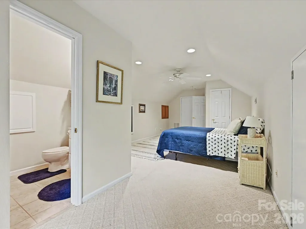 5710 Kinglet Lane Charlotte NC 28269