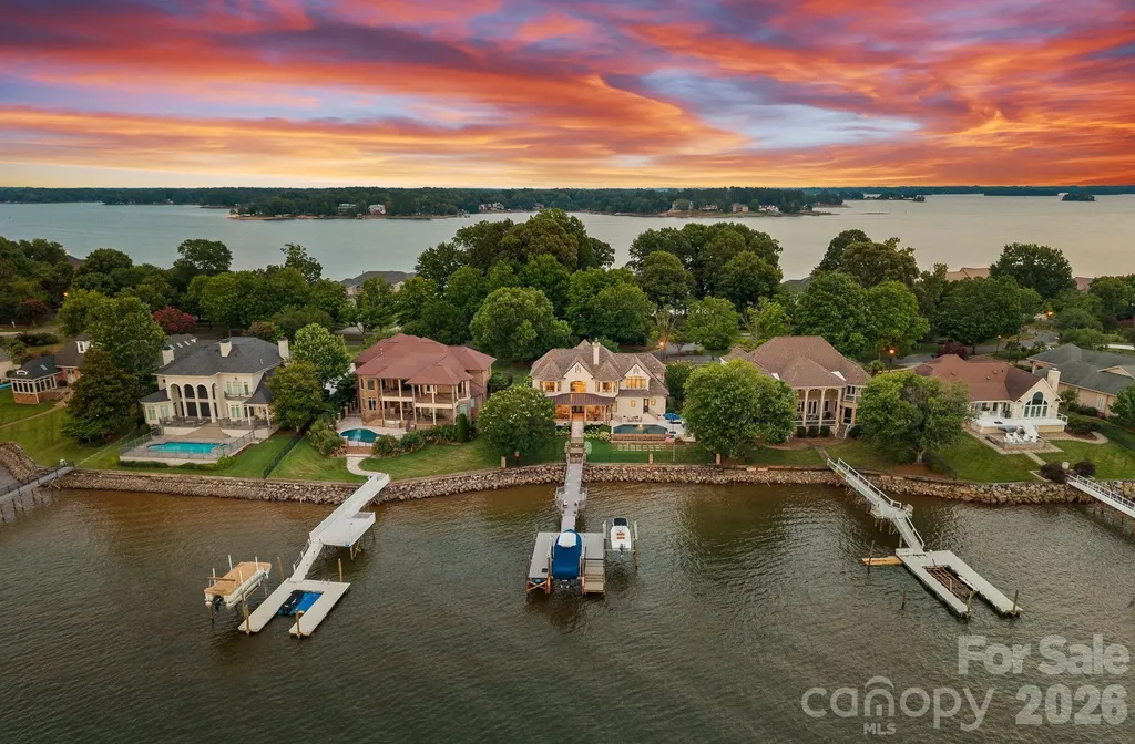 3423 Governors Island Drive Denver NC 28037