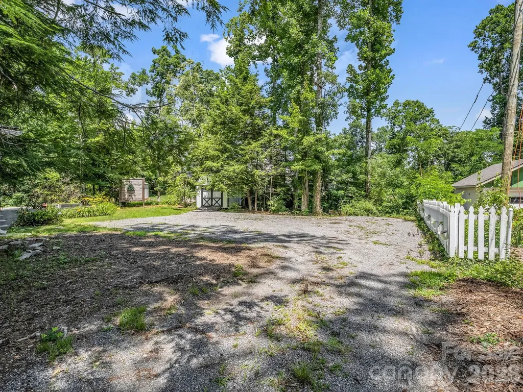 808 Montreat Road Black Mountain NC 28711
