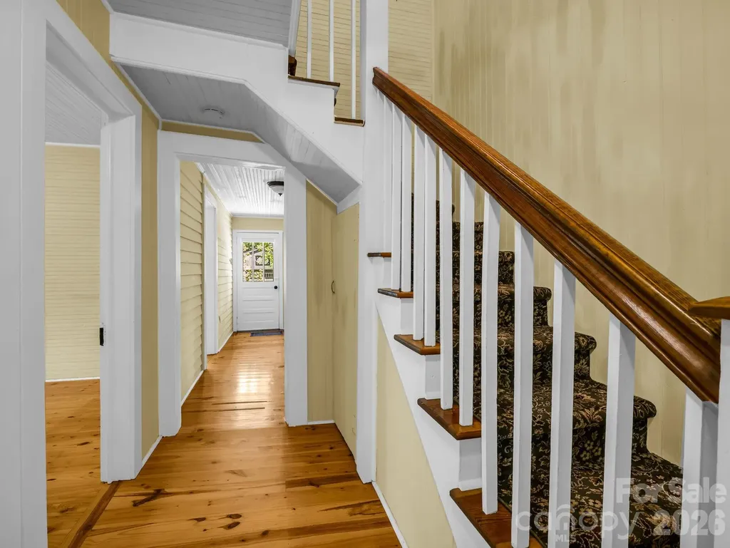 808 Montreat Road Black Mountain NC 28711