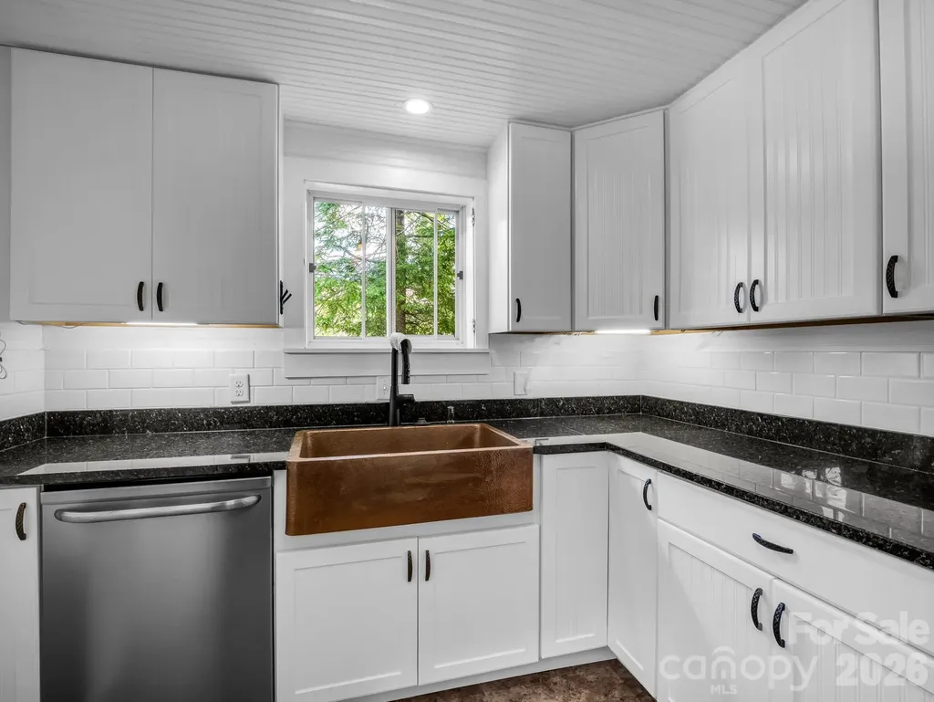 808 Montreat Road Black Mountain NC 28711