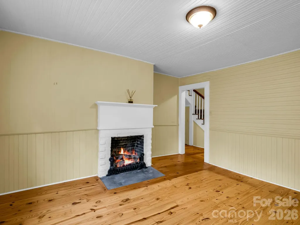 808 Montreat Road Black Mountain NC 28711