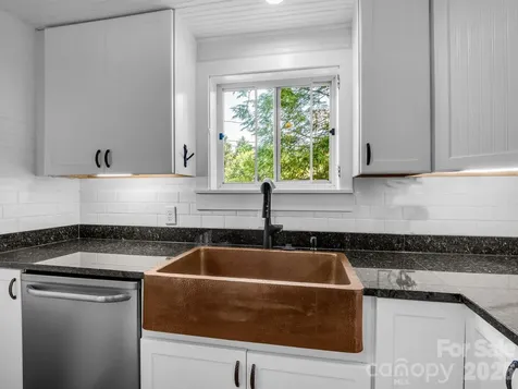 808 Montreat Road Black Mountain NC 28711