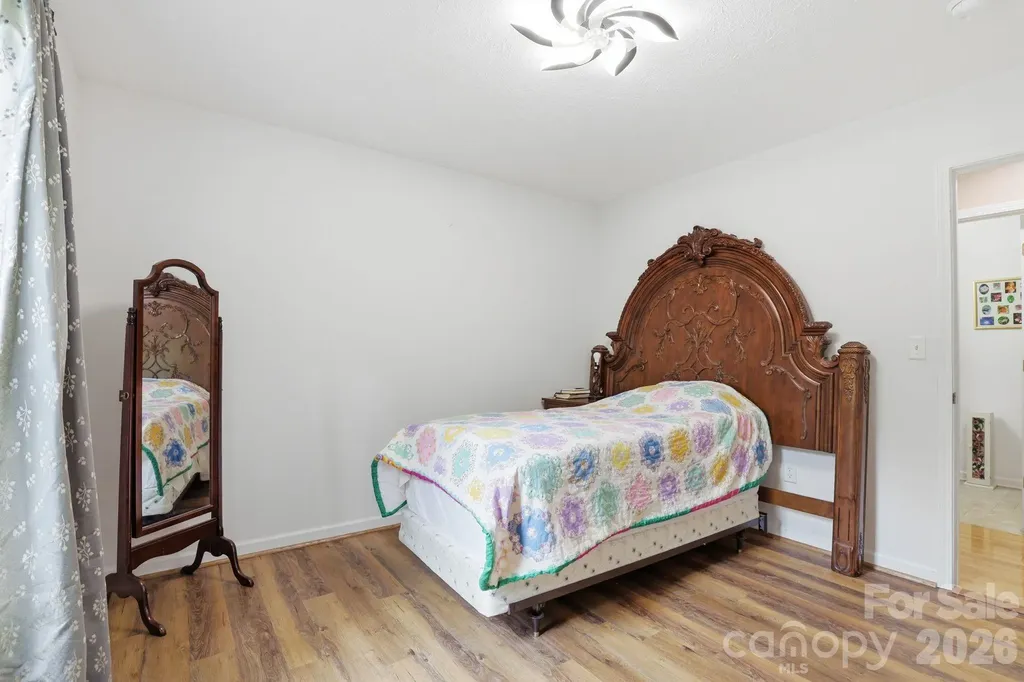 15 Valley Street Granite Falls NC 28630