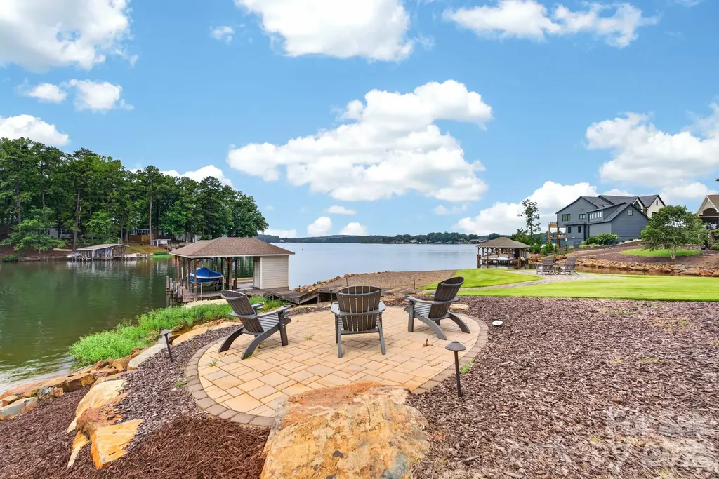 157 Landing Trail Mount Gilead NC 27306