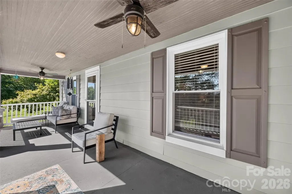 106 Lake Drive Hickory NC 28601