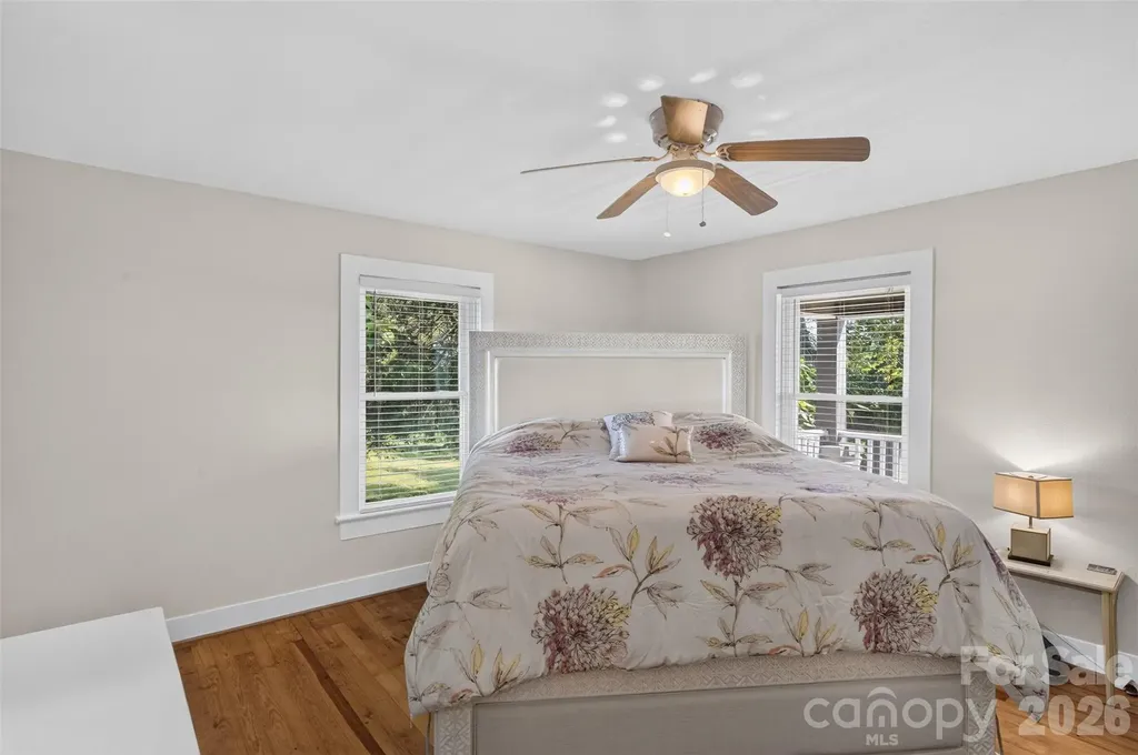 106 Lake Drive Hickory NC 28601