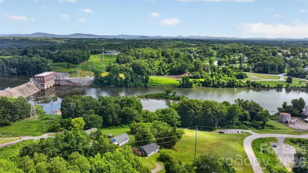 106 Lake Drive Hickory NC 28601