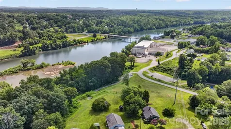 106 Lake Drive Hickory NC 28601