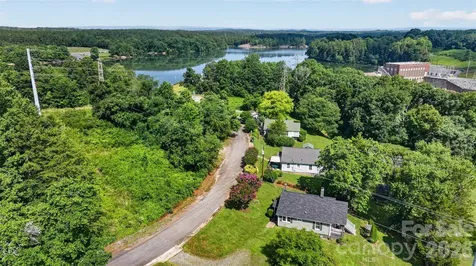 106 Lake Drive Hickory NC 28601