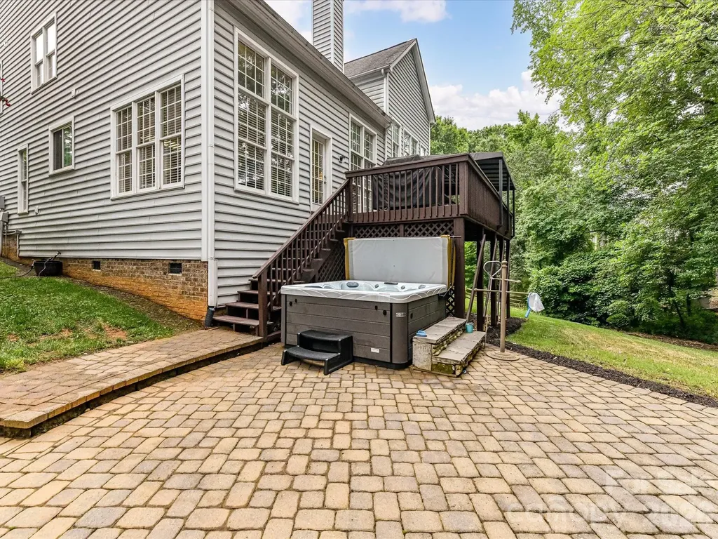 5707 Durston Court Charlotte NC 28269