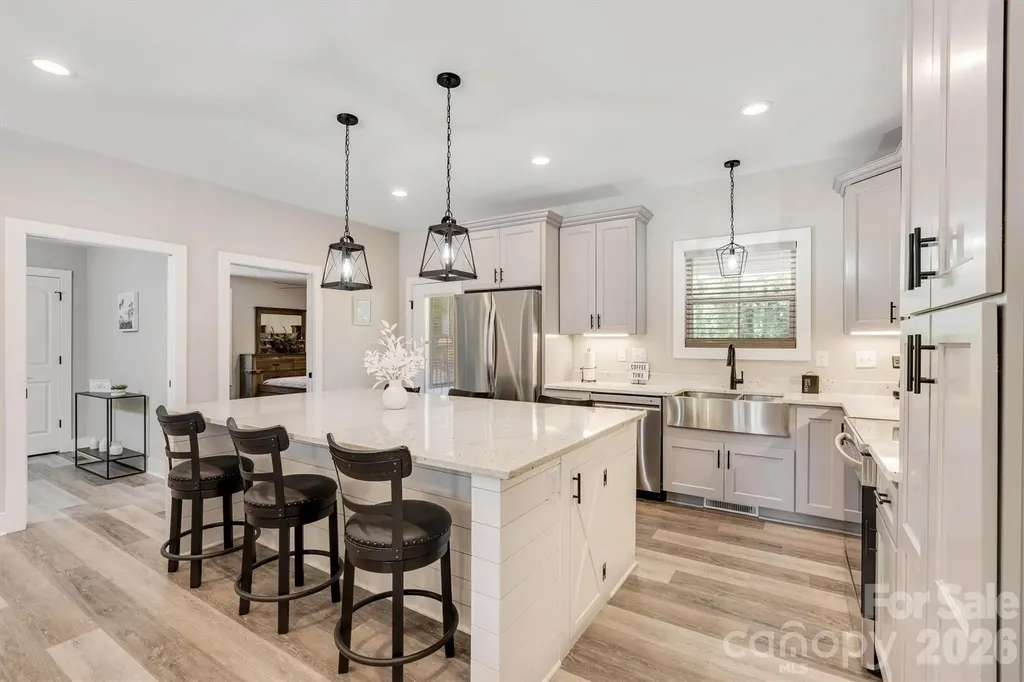 1203 Summerhill Street SW Lenoir NC 28645