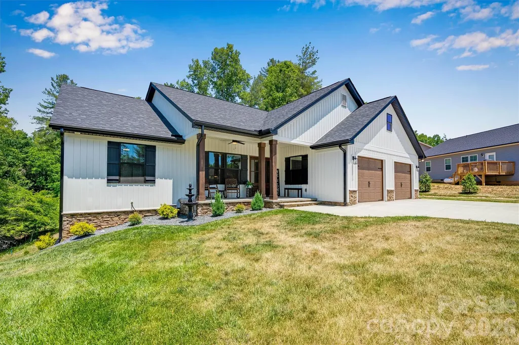 1203 Summerhill Street SW Lenoir NC 28645