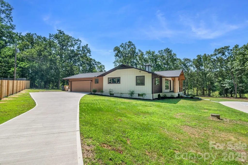 5033 Waxhaw Indian Trail Road Matthews NC 28104