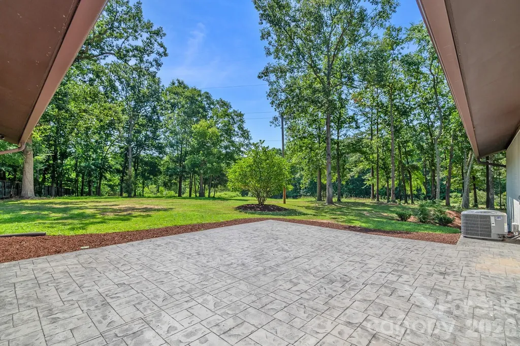 5033 Waxhaw Indian Trail Road Matthews NC 28104