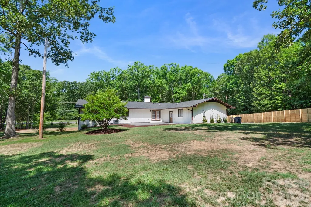5033 Waxhaw Indian Trail Road Matthews NC 28104