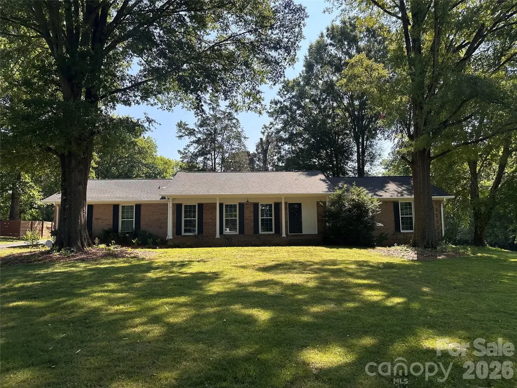 5836 Lebanon Road Charlotte NC 28227