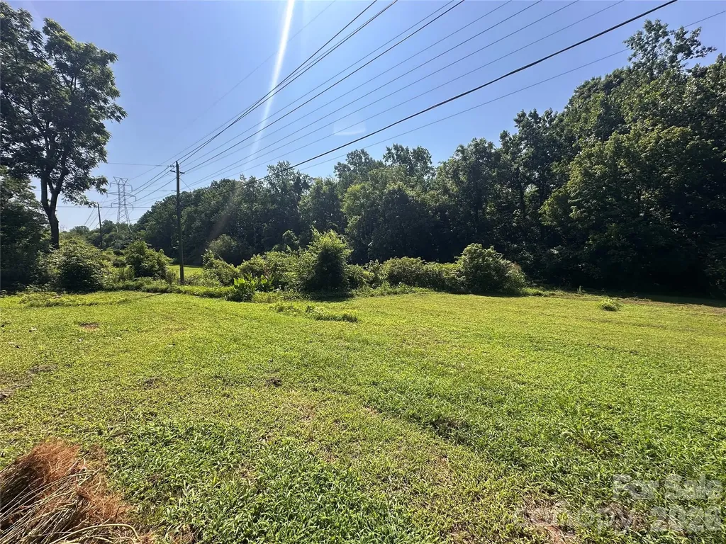 5836 Lebanon Road Charlotte NC 28227