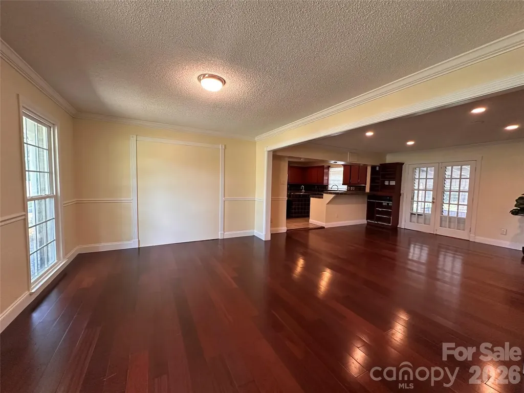 5836 Lebanon Road Charlotte NC 28227