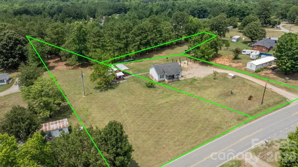 649 Springs East Road Lincolnton NC 28092
