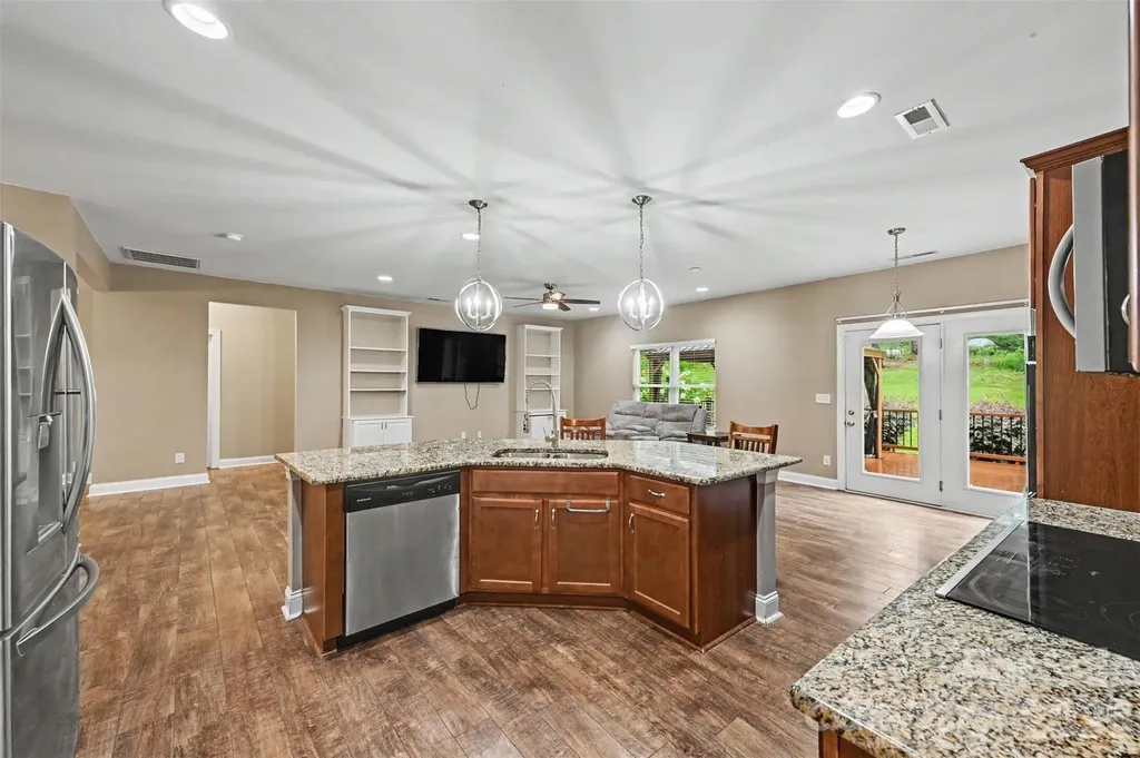 7015 Mt Holly Huntersville Road Charlotte NC 28216