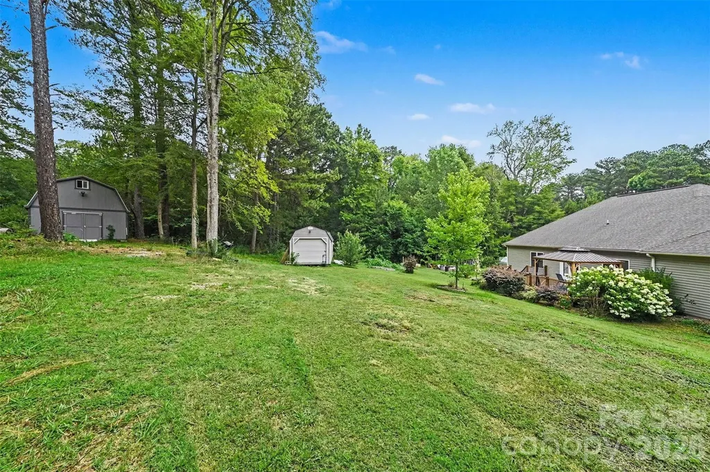 7015 Mt Holly Huntersville Road Charlotte NC 28216