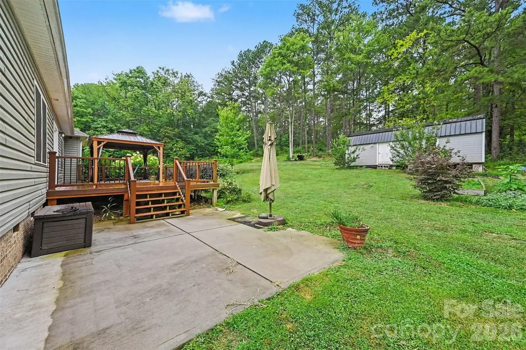 7015 Mt Holly Huntersville Road Charlotte NC 28216