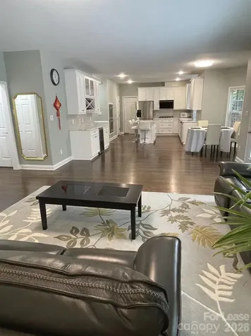 6025 Oakridge Court Matthews NC 28104