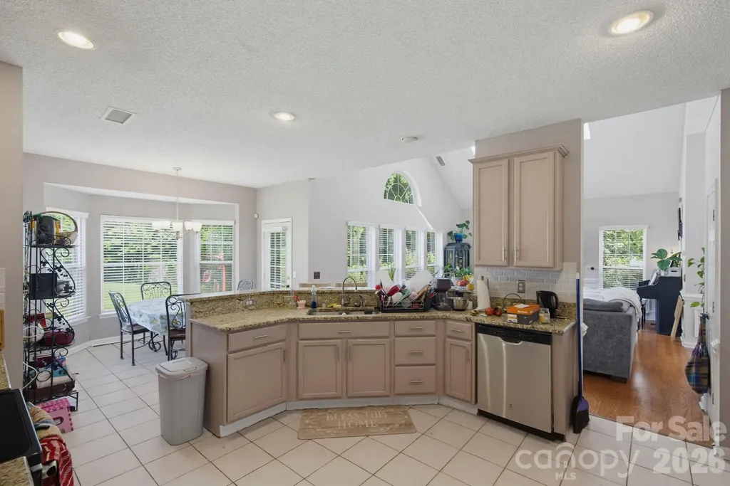 12222 Old Timber Road Charlotte NC 28269