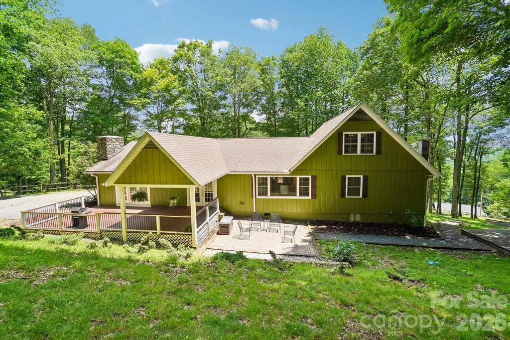 671 Trillium Lane Mars Hill NC 28754