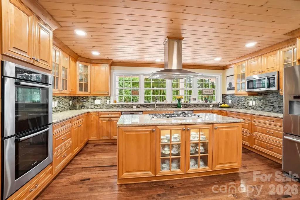 671 Trillium Lane Mars Hill NC 28754