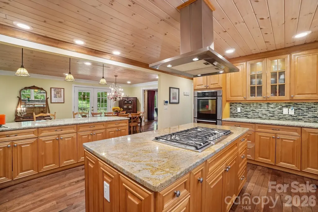 671 Trillium Lane Mars Hill NC 28754
