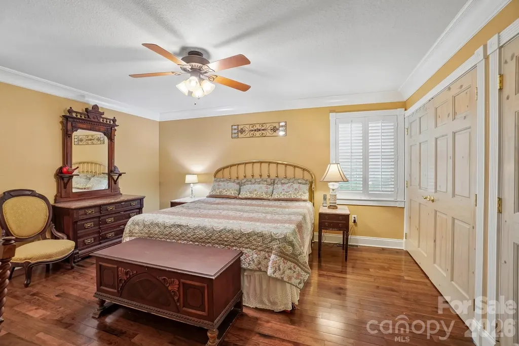 671 Trillium Lane Mars Hill NC 28754