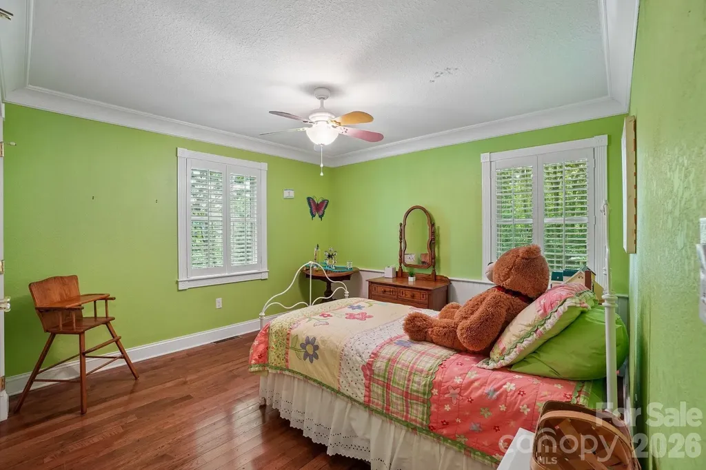 671 Trillium Lane Mars Hill NC 28754