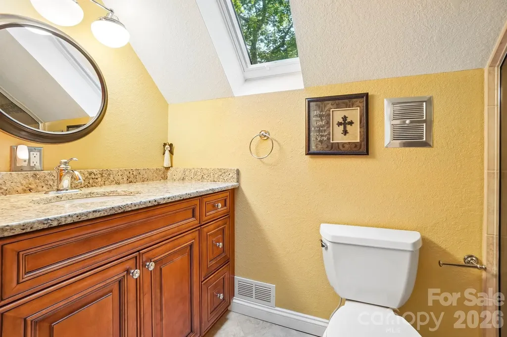 671 Trillium Lane Mars Hill NC 28754