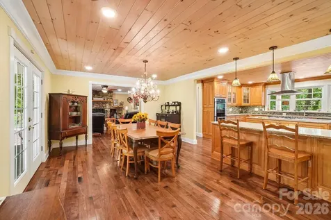 671 Trillium Lane Mars Hill NC 28754