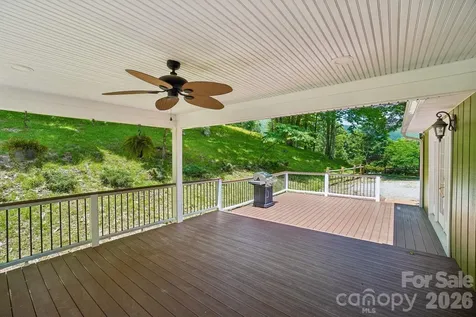 671 Trillium Lane Mars Hill NC 28754